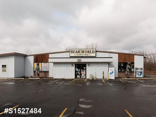 22087  US Route 11 , Watertown, NY 13601